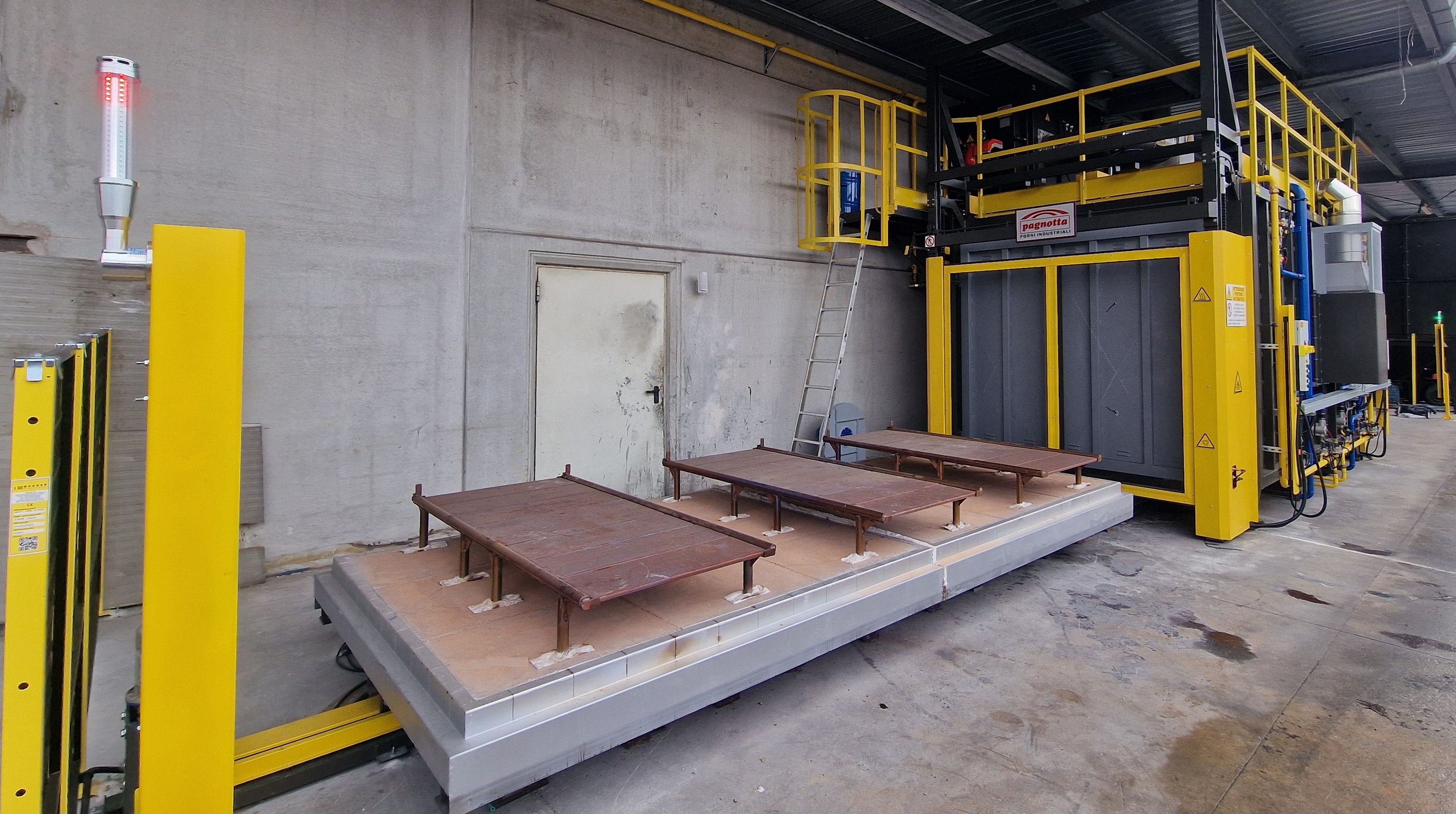 Forno per sterratura fusioni in alluminio